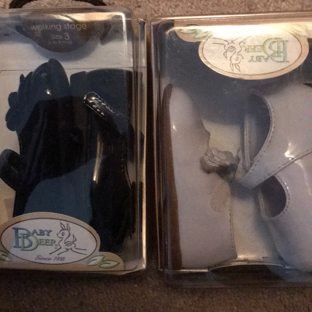 2 pairs of patent leather dress shoes